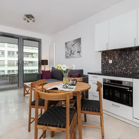 Plac Unii Centre By Renters דירה גדינייה